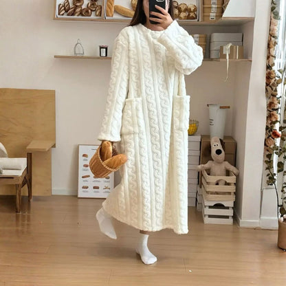 DreamLuxe™ – Coral Fleece Nightgown