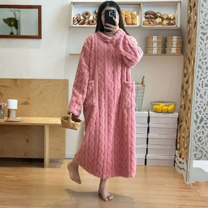 DreamLuxe™ – Coral Fleece Nightgown